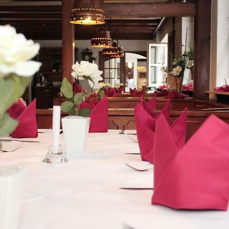 Hotel & Restaurant Lamm Mosbach  Buitenkant foto