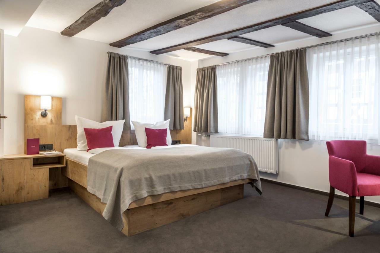 Hotel & Restaurant Lamm Mosbach  Buitenkant foto
